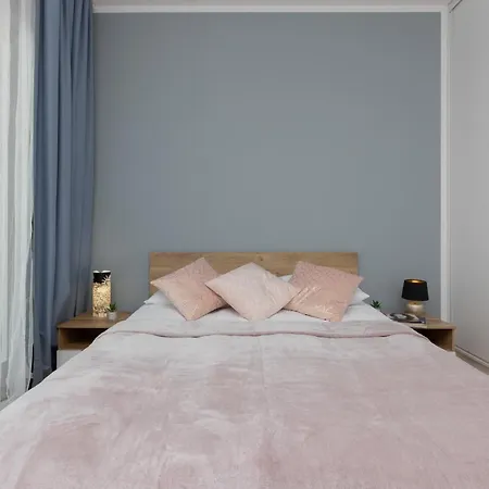 Studio Kasprzaka By Renters Apartment